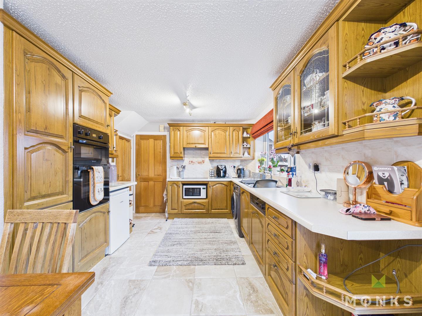 9 Preshenlle Lane, Oswestry, SY10 7UB For Sale